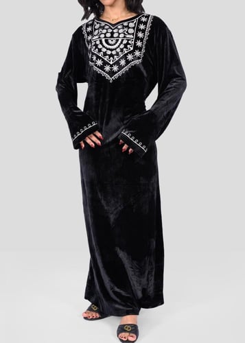 جلابية مخمل نسائي مطرزة