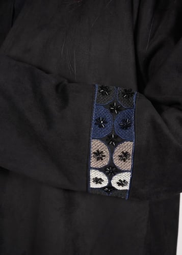 عباية شامواه مفتوحة بتطريز الأكمام