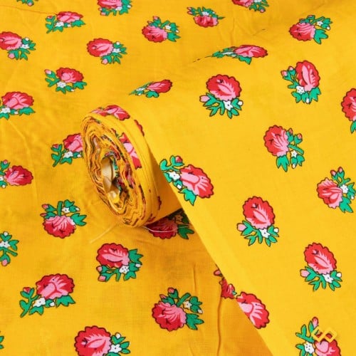 قماش شالكي أصفر