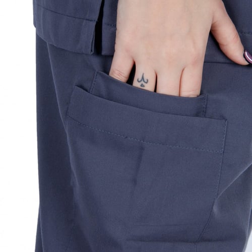 زي طبي نسائي رمادي غامق