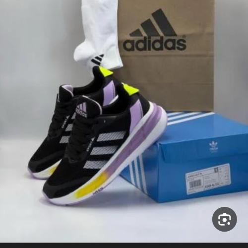 اديداس رياضي