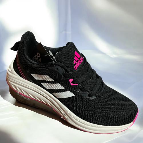 اديداس رياضي مريح80