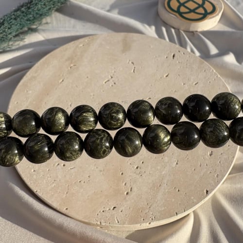 بكلايت - معدن