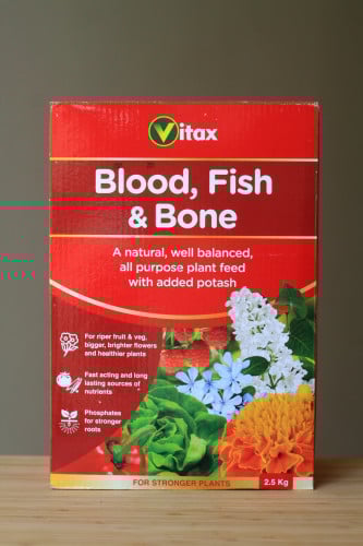 سماد دم وعظام السمك فيتاكس 2.5 كيلو -Vitax BLOOD F...