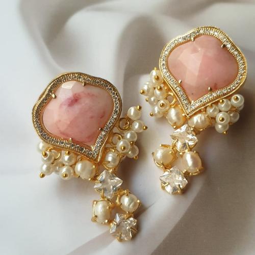 Gold-plated ear ring decorated with natural stones...