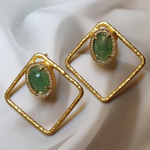 Gold-plated ear ring decorated with natural stones...