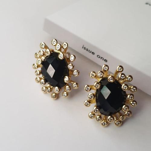 Gold-plated ear ring decorated with natural stones...