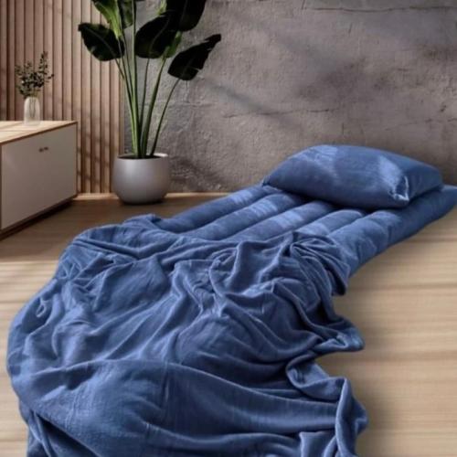 بكج الضيوف والرحلات 4 قطع لون كحلي