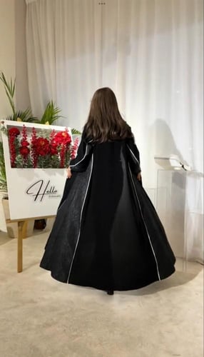 عباية الشهد