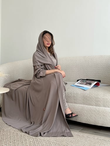 A132 عبايه كريب بيج