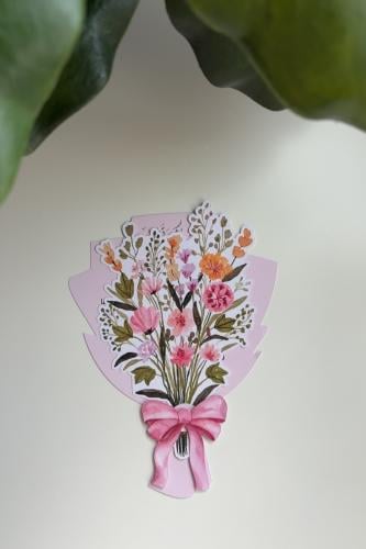 شهادة باقة ورد ملون