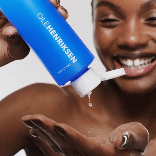 OLEHENRIKSEN Glow2OH 7% AHA Exfoliating Dark Spot...