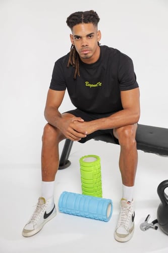 تيشيرت قطني الغوريلا والحديد