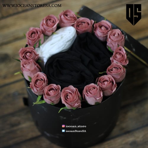 بوكس هدية+زجاجة صغيرة ..