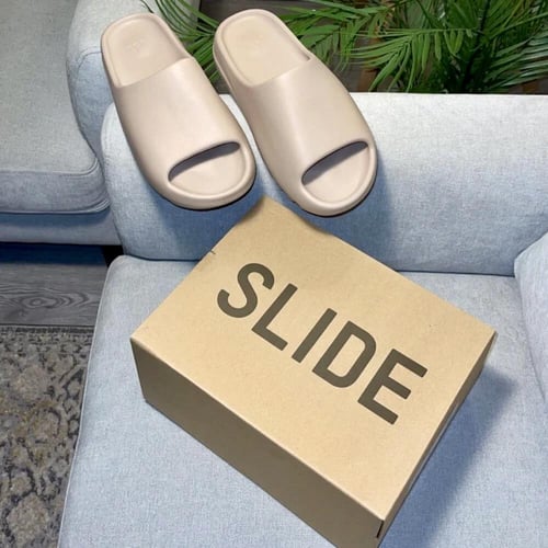 أديداس ييزي سلايد شبشب بلون بيور