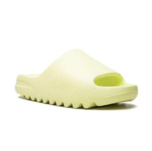 أديداس ييزي سلايد شبشب بلون أخضر متوهج