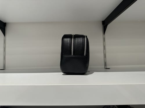 حقيبة رجاليه من كالفن كلاين باللون الاسود