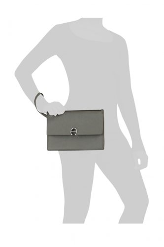 باوتش باللون الاخضر من اقنر