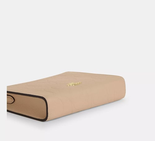 حقيبة ميني كروس بودي من كوتش