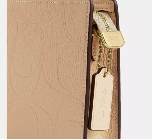 حقيبة ميني كروس بودي من كوتش