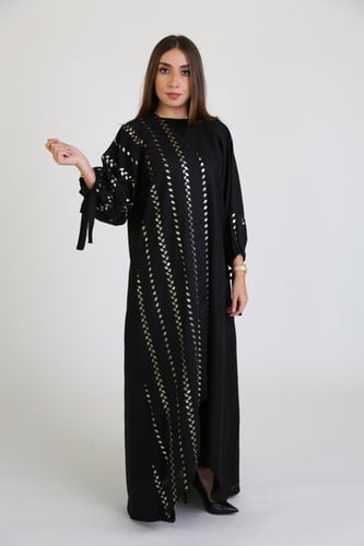 عباءة لف كتان بتطريز ذهبي