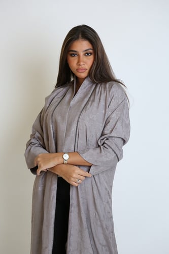 عباية رماد ناعم