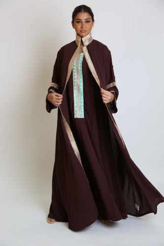 عباءة كريب بفستان