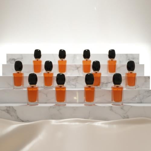 عطر ميني سو بلاك 25مل / 12عبوة