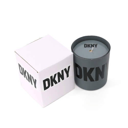 شمعة معطرة ماركة دكني بفتيلة واحدة