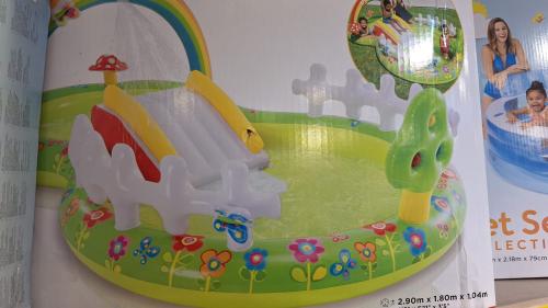 مسبح مع زحليقه 2.90