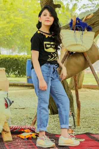 تيشرت أسود بناتي شالكي