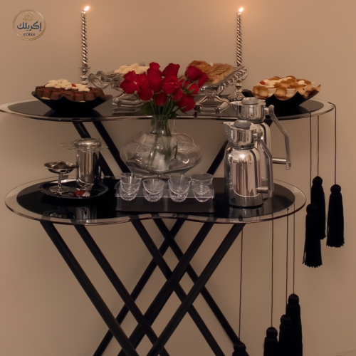 طاولة ضيافة بلون الهبة