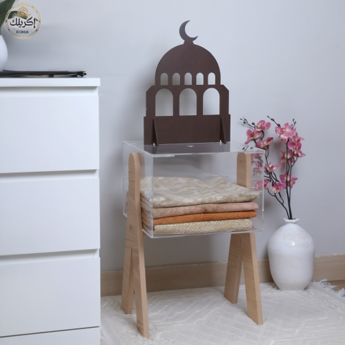 منظم سجاد أكريلك مع حامل خشيي