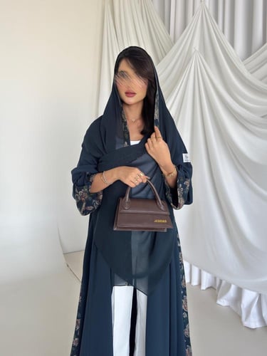 عباية قـمر