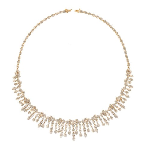 طقم بتصميم مميز