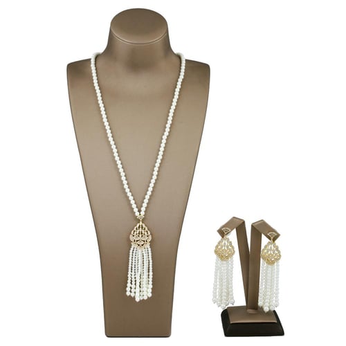 نصف طقم طويل مزين باللؤلؤ والزركون البراق بتصميم م...