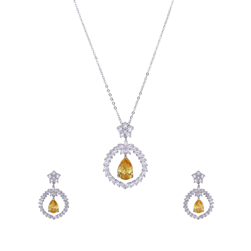 نصف طقم مزين بحجر الزركون البراق