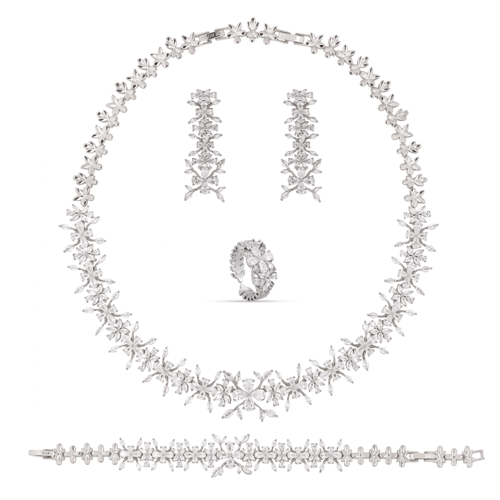 طقم مطلي مطعم بأحجار الزركون البراقة