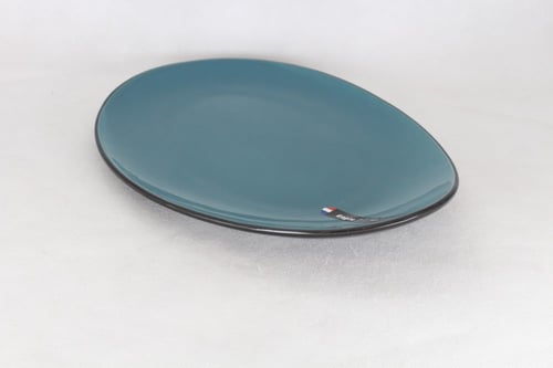 صحن بورسلان اسود وتركوازي بيضاوي 30 سم