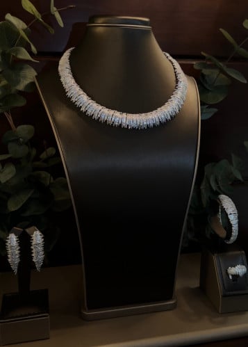 طقم تصميم الماس ، اليقنت