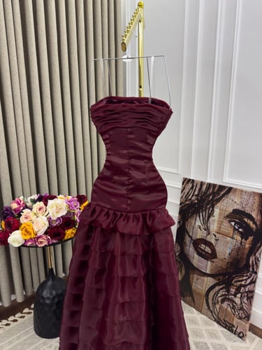 فستان ناعم برغندي