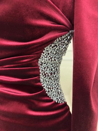 مخمل تطريز على القماش