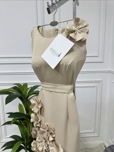 فستان ناعم بيج مورد