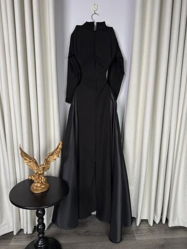 فستان ناعم تفته اكمام طويله