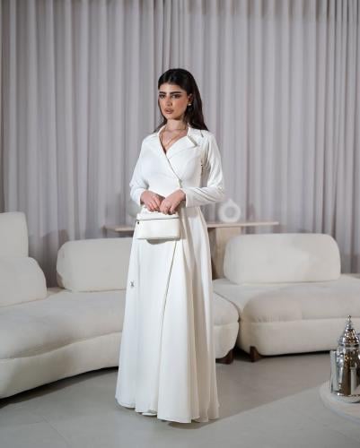 فستان ناعم ابيض