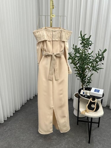 فستان ناعم بيج تطريز