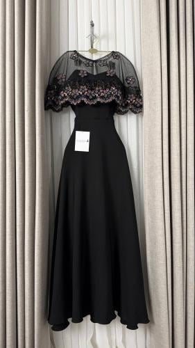 فستان ناعم اسود قطعتين توب مطرز