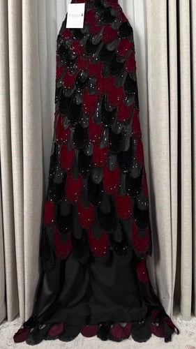 فستان سهره شتوي مخمل مع شال