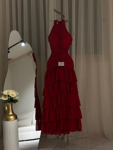 فستان ناعم احمر هالتر طبقات