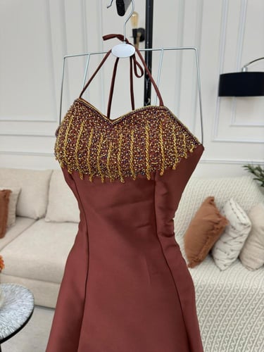 ميكادو تطريز يدوي مع تل ناعم